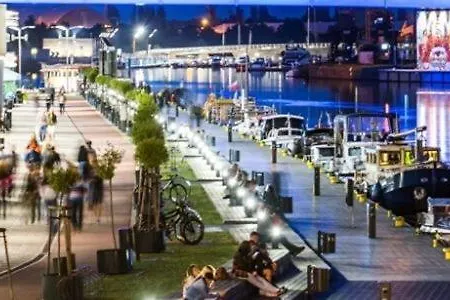 Nad Odra - Luksusowy Z Bocznym Widokiem Na Odre, Tarasem I Klimatyzacja