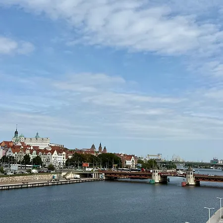 아파트 Nad Odra - Luksusowy Z Bocznym Widokiem Na Odre, Tarasem I Klimatyzacja 슈체친